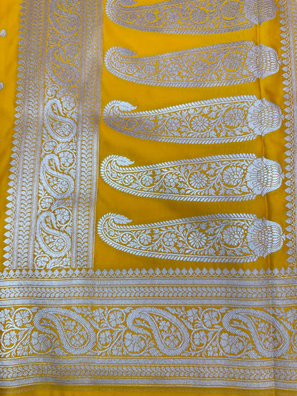 Mashru Silk Phekwa (cutwork) Butidar Design Golden Yellow Banarasi Saree