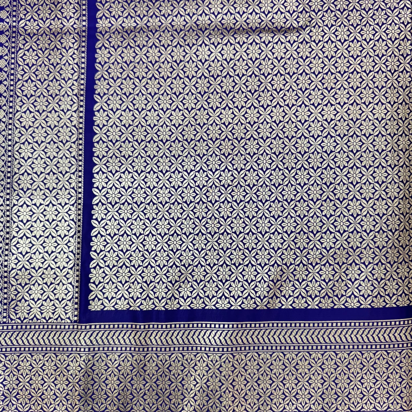 Mashru Silk Phekwa (cutwork) Dual Butidar Design Indigo Banarasi Saree