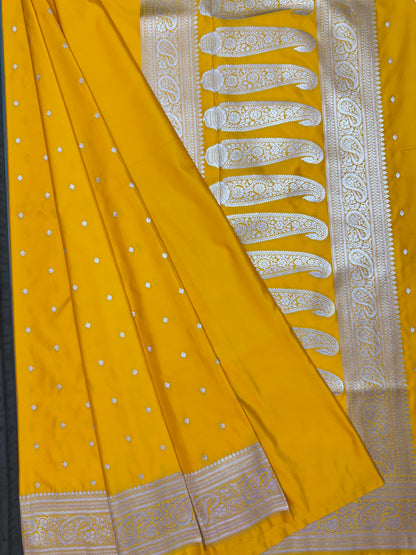Mashru Silk Phekwa (cutwork) Butidar Design Golden Yellow Banarasi Saree