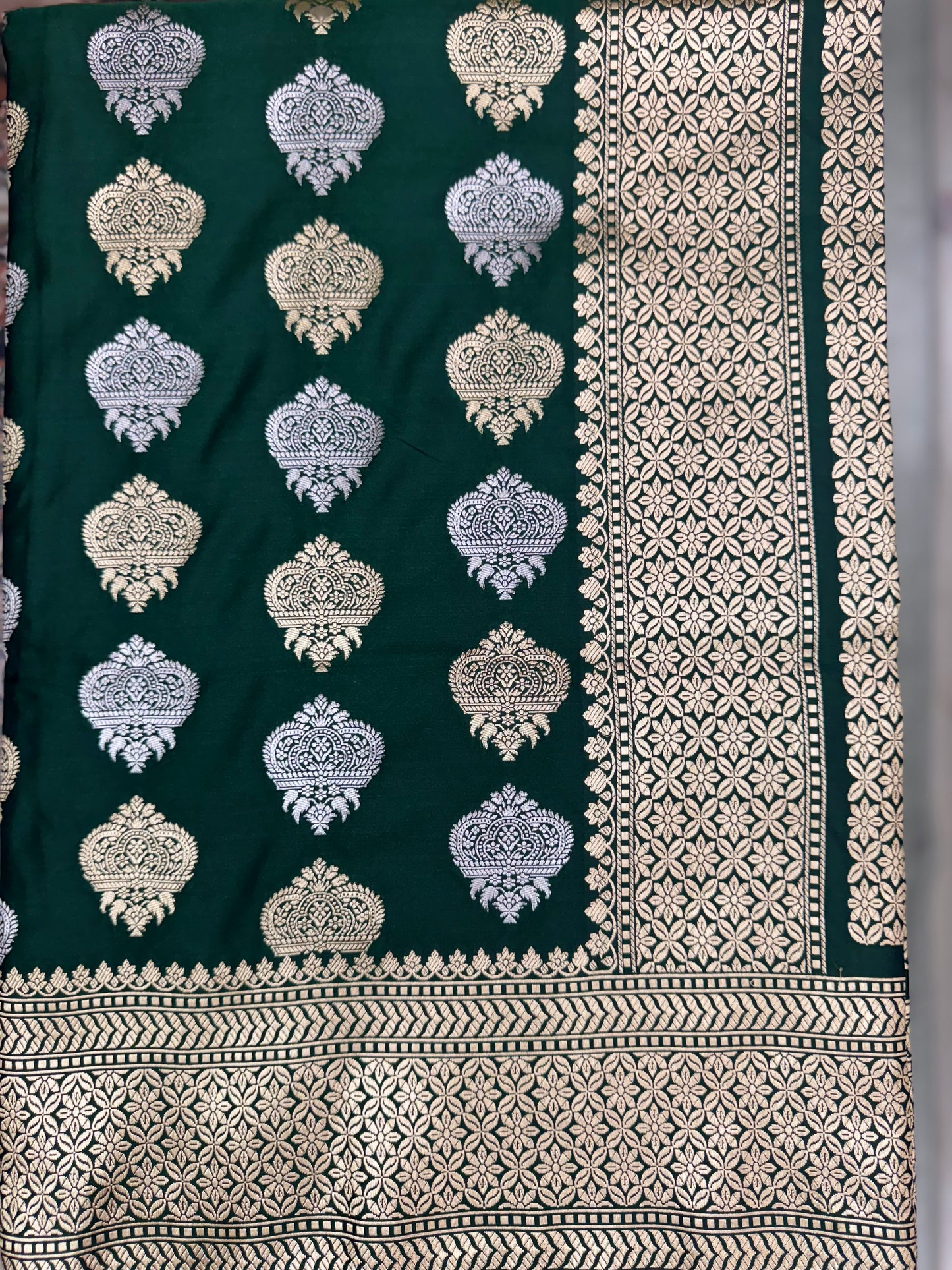 Mashru Silk Phekwa (cutwork) Butidar Meenakari Design Green Banarasi Saree