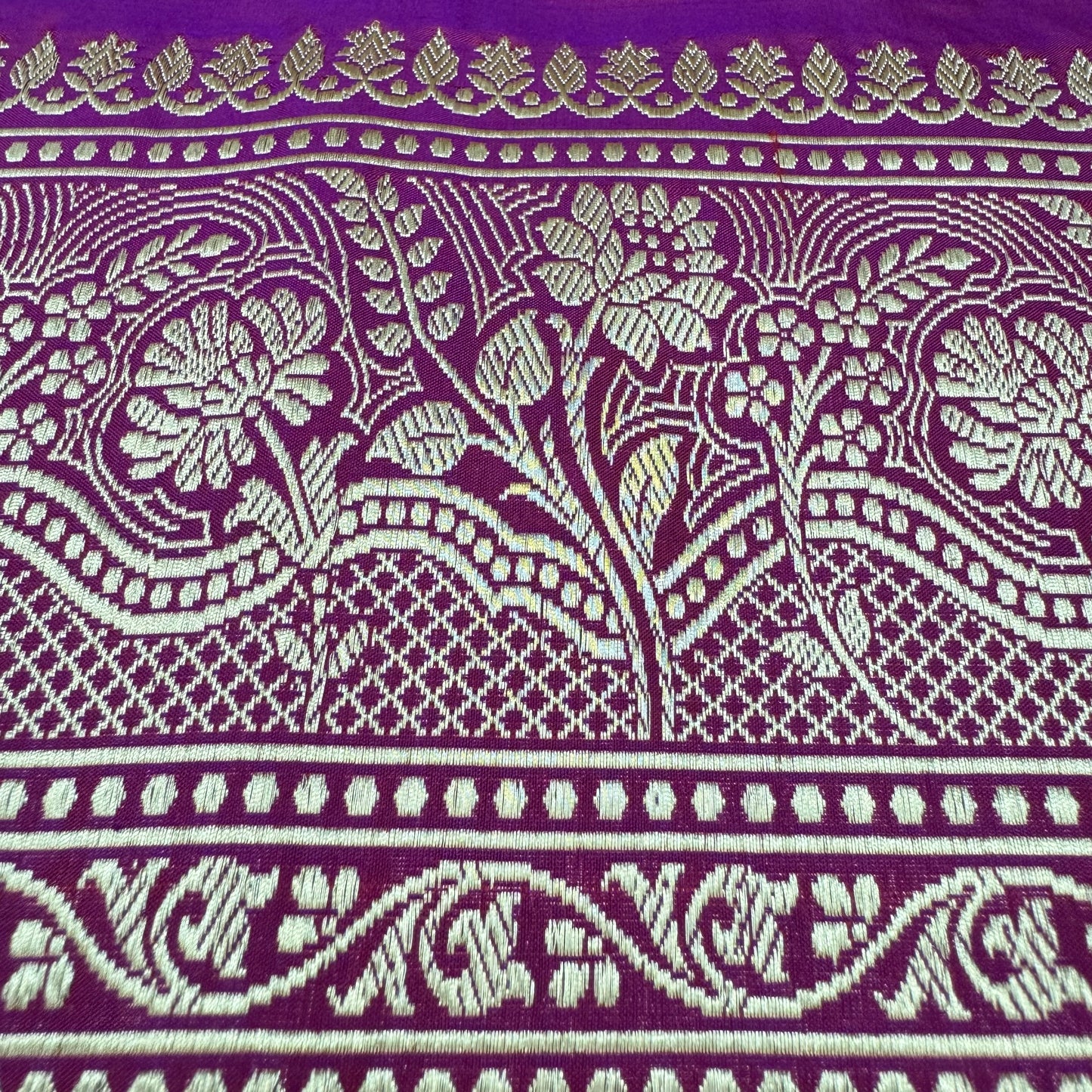Pure Katan Phekwa Handwoven Butidar Meenakari Magenta Banasari Saree