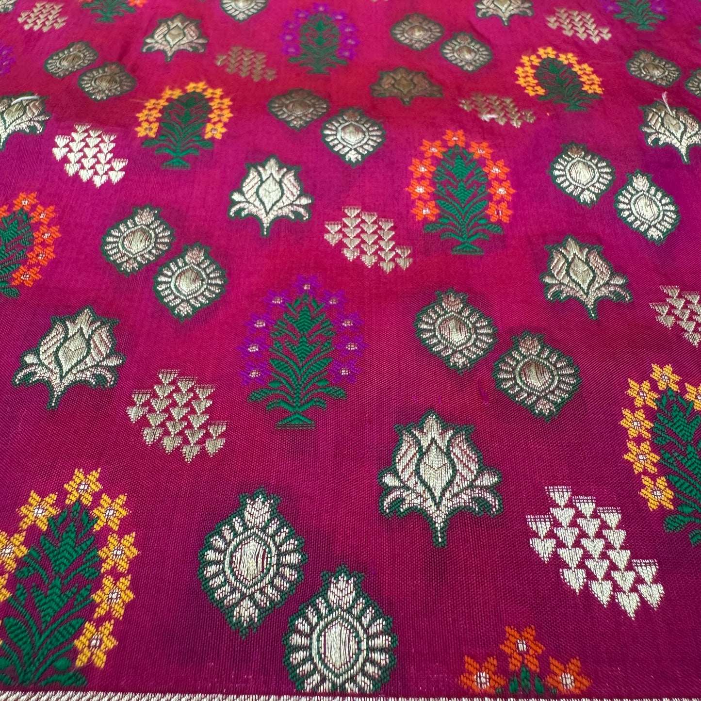 Pure Katan Kadhua Handwoven Butidar Meenakari Red Banasari Saree