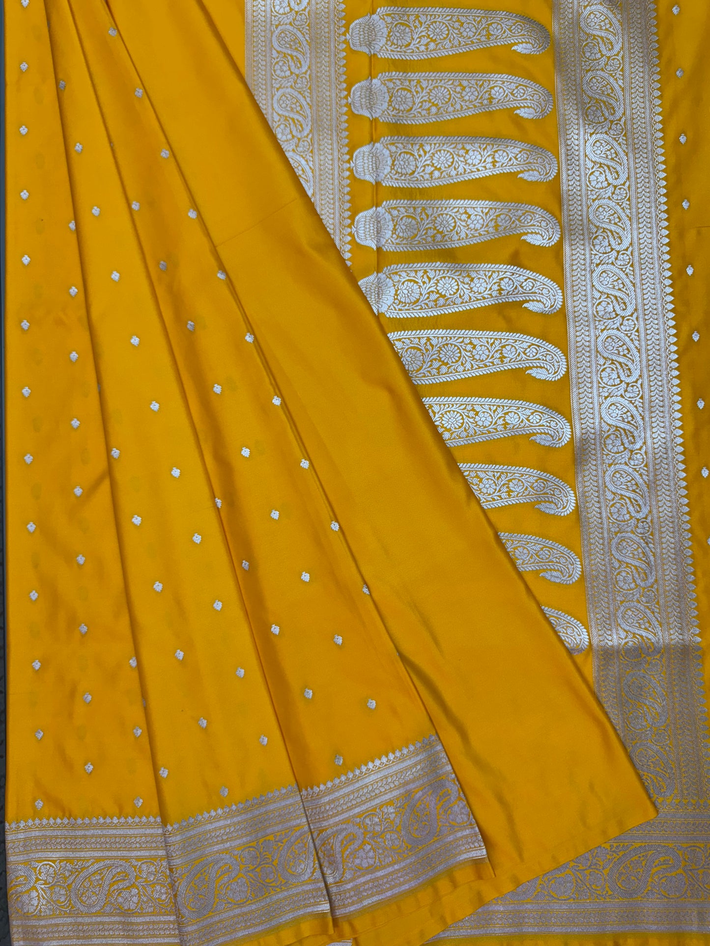 Mashru Silk Phekwa (cutwork) Butidar Design Golden Yellow Banarasi Saree