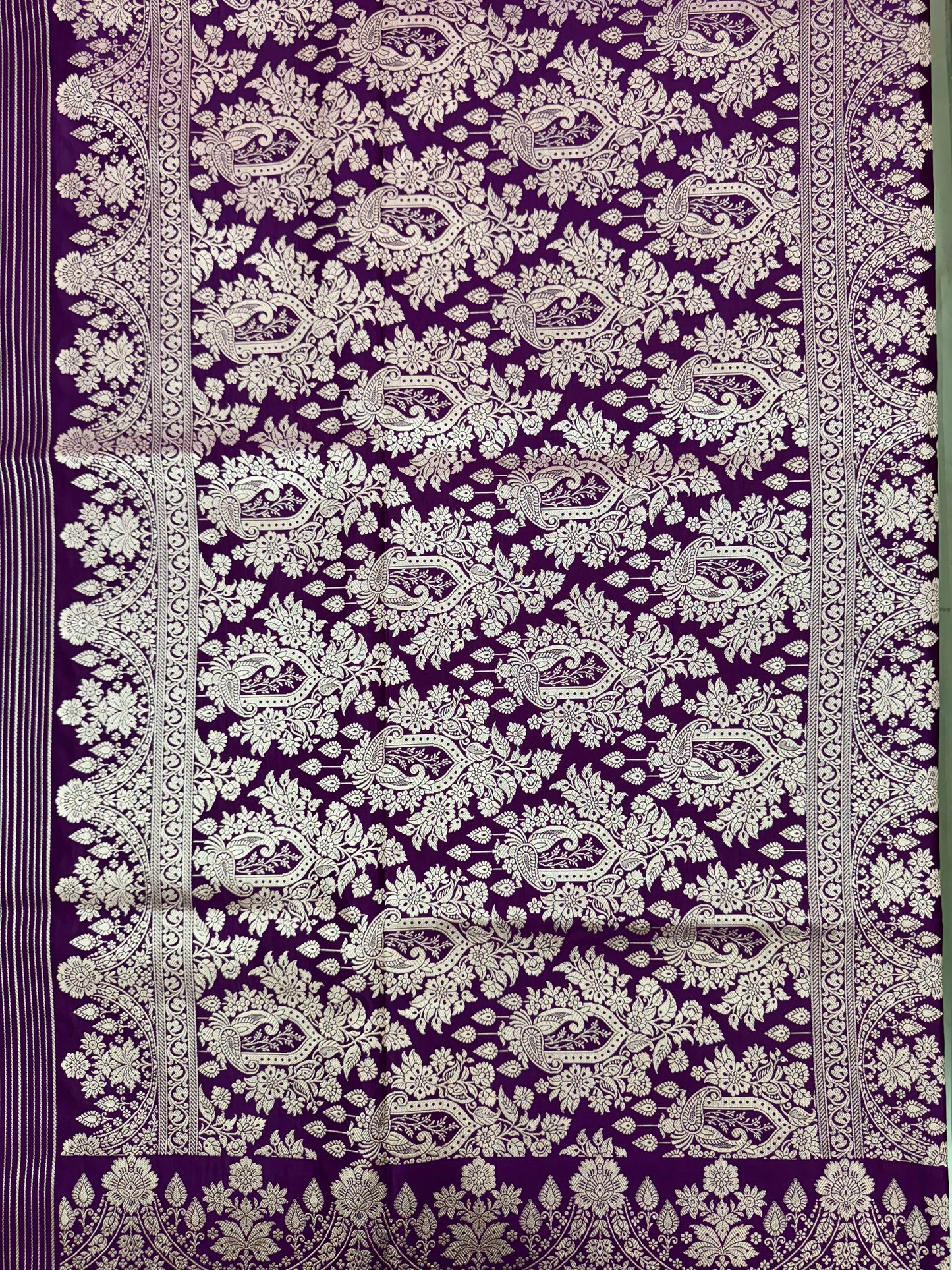 Mashru Silk Phekwa (cutwork) Butidar Design Violet Banarasi Saree