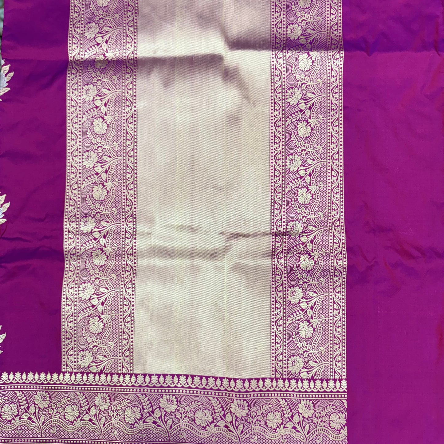 Pure Katan Phekwa Handwoven Butidar Meenakari Magenta Banasari Saree